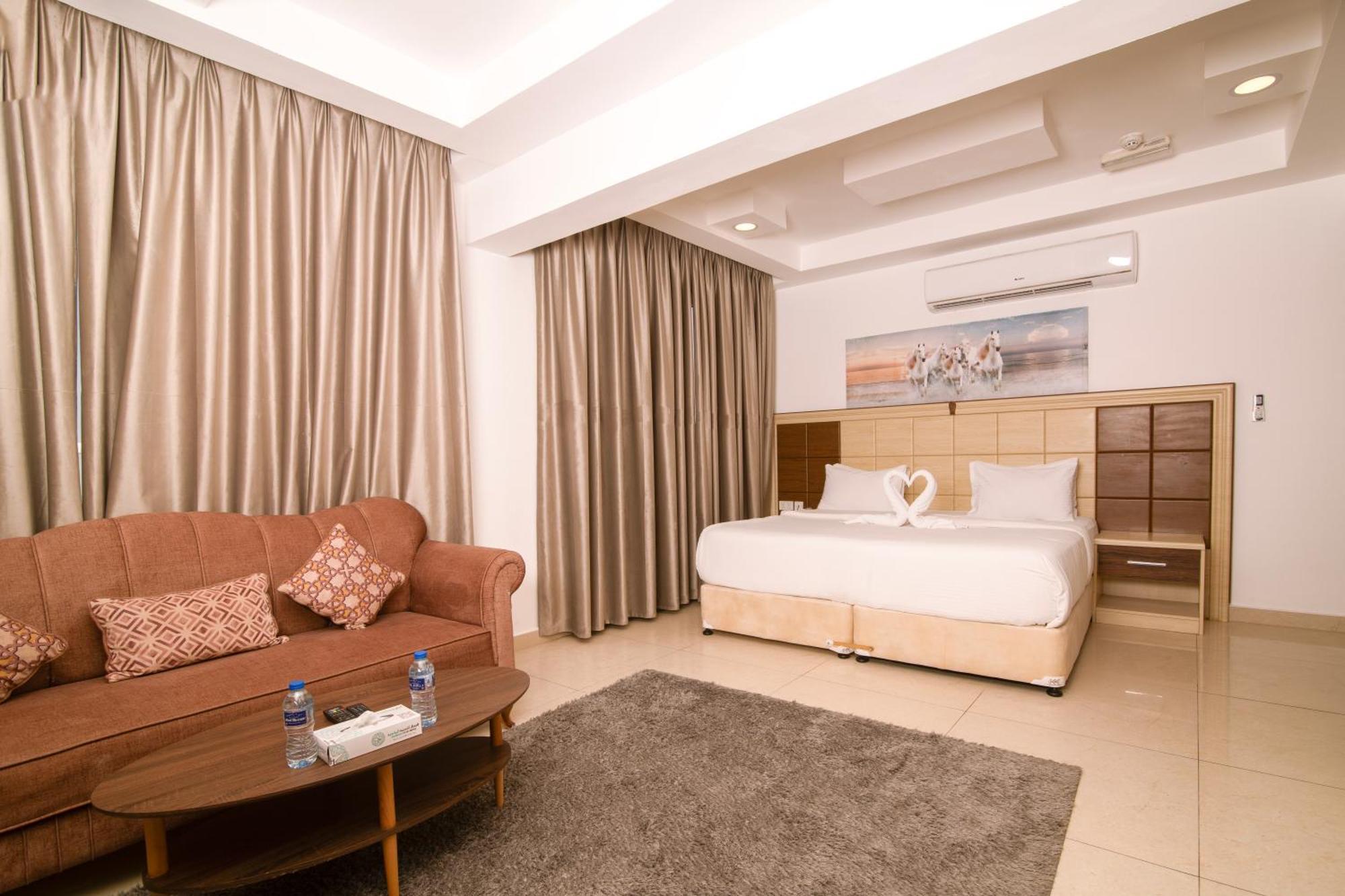Diamond Star Hotel فندق النجمة الماسية Ес-Сіб Екстер'єр фото