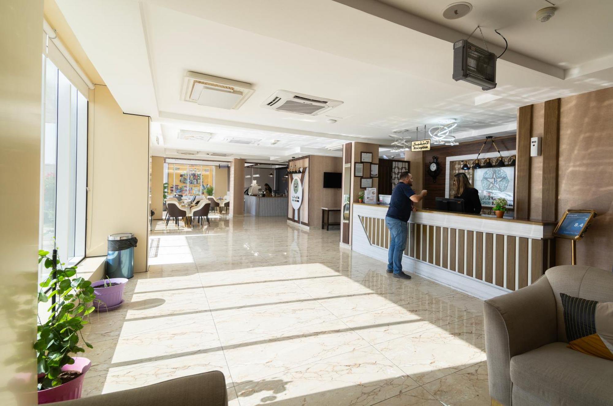 Diamond Star Hotel فندق النجمة الماسية Ес-Сіб Екстер'єр фото